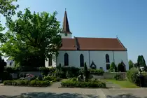 Wolfenweiler, bekannter Weinort im Markgr�flerland, die evangeliche Kirche, April 2011