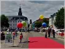 Bunte Ballons am Schlo�platz in Saarbr�cken. 28.05.2011 (Jeanny)