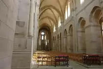 Otterberg, das fast 80m lange Kirchenschiff der Zisterzienserabteikirche, vollst�ndig original erhalten seit der Erbauung 1168-1254, April 2011