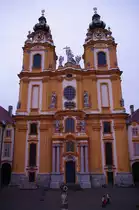 Melk, Stiftskirche St. Peter, erbaut von 1702 bis 1736 (09.10.2009)