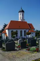Gro�k�tz, Kirche St. Peter und Paul, erbaut 1480 im gotischen Stil, 
umgebaut von 1764 bis 1765, Landkreis G�nzburg (07.07.2011)