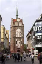 Das Kr�peliner Tor in Rostock wurde um 1270 erbaut und ist heute 54 m hoch. 16.06.2011