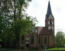 Kirche zu Leusso (LWL) an der Stra�e L 4 von G�hlen nach -Leussow, 05.05.2010