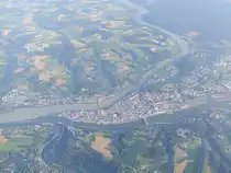Passau die Dreifl�ssestadt (Inn; Donau; Ilz) aus der Vogelperspektive, in ca.2800mtr. H�he;110712