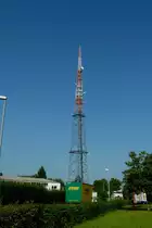 Freiburg im Breisgau, der ca.80m hohe Mobilfunkmast steht im Industriegebiet Nord, Juli 2011
