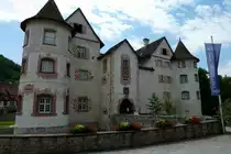 Wasserschlo� Glatt, die R�ckseite mit dem Eingangsbereich, fr�her mit einer Zugbr�cke versehen, das Schlo� beherbergt insgesamt vier Museen, Juli 2011  