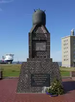 Minensucher-Denkmal; Nordseebad Cuxhaven, 13.08.2011
