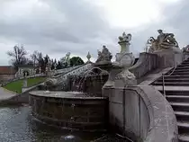 Brunnen im Schlo�park von Česk� Krumlov, (der Weltkulturerbestadt Krumau);101028