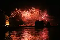 Zum Seefest am 13.08.2011 fand in Genf ein 70 min�tiges Feuerwerk von drei Feuerwerkmeisten statt.