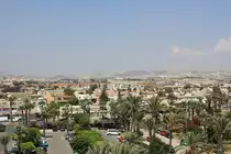 Am Dach des Palm Beach Hotel mit Blick auf Larnaca 1. September
