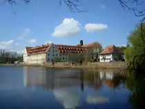 Kloster Wald in Oberschwaben, die Gr�ndung geht zur�ck ins 13.Jahrhundert, heute Benediktinerinnenkloster mit Schule, April 2010 