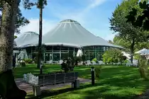 Bad D�rrheim, das Thermalbad  Solemar  mit gro�em Au�enbereich, bereits 1883 wurde die Sole zu Heilzwecken eingesetzt, seit 1923 tr�gt D�rrheim das Pr�dikat  Bad  Sept.2011