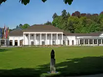 Baden-Baden, das Kurhaus mit dem bekannten Spielcasino, ein Wahrzeichen der 55.000 Einwohner z�hlenden Kurstadt, Mai 2006
