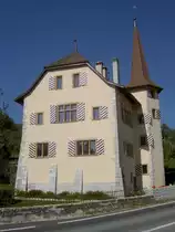 Valangin, schlossartiger Herrensitz im Weiler La Borcarderie, Kanton 
Neuenburg (01.10.2011)