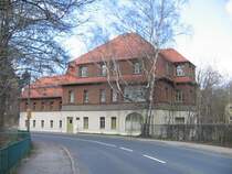 Dieses wundersch�ne Haus steht am Mei�ner Ring Ecke Leipziger Stra�e in Freiberg, 07.04.07