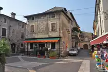 LAZISE (Provinz Verona), 06.10.2011, im Ort