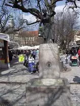 Ida Schumacher Brunnen am Vitualienmarkt in M�nchen;110329