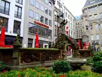 Heinzelm�nnchenbrunnen in K�ln;110827