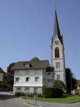 Hundwil, Ref. Kirche, sp�tromanischer Bau aus dem 13. JH, 1750 durch Hans Ulrich 
und Jakob Grubenmann umgestaltet, Turmneubau 1894, Appenzell (21.08.2011)