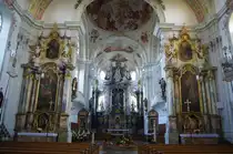 Marktoberdorf, St. Martin Kirche, Hochaltar errichtet 1747 von Josef Stapf, Seitenalt�re von 1735 von Dominikus Bergm�ller, Stuck vom Wessobrunner Abraham Bader, Kreis Ostallg�u (04.10.2011)