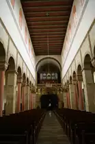 Hildesheim, St. Godehard am Godehardsplatz, erbaut von 1133 bis 1173, Romanische 
Architektur, sehenswerte Schatzkammer (10.05.2010)