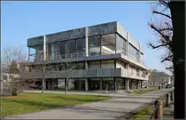 . Sehr transparent - Bundesverfassungsgericht in Karlsruhe am Schlo�platz, Architekt: Paul Baumgarten, Fertigstellung: 1965. M�rz 2011 (Matthias)