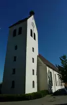 Gottenheim, bekannter Winzerort am Tuniberg, die katholische Kirche St.Stephan erbaut 1727, 1945 durch Fliegerangriff zerst�rt, 1953-54 Wiederaufbau und Erweiterung, Aug.2011