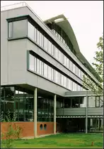 . Modern - Verwaltungsgeb�ude der Stadtwerke in Reutlingen. 1990er Jahre (Matthias)