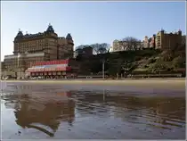 Das Grand Hotel in Scarborough liegt oberhalb der South Bay. 18.12.2011