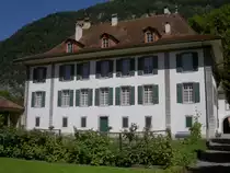 Interlaken, ehemalige Augustinerprobstei, erbaut 1748, heute Sitz des 
Konkursamtes, Kanton Bern (01.08.2010)