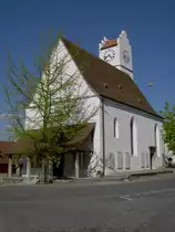B�ren a. d. Aare, Ref. Kirche, erbaut Ende des 13. Jahrhunderts, sp�tgotisches 
Langhaus erbaut 1510, Kanton Bern (18.04.2011)