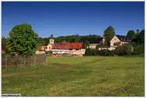 F�hrt man die B175 von Penig nach Waldenburg, durchquert man ungef�hr auf halber Strecke das Dorf Schlagwitz, was mit dieser sch�nen Ortsansicht aufzuwarten hat. Aufgenommen am Vormittag des 09.05.2011