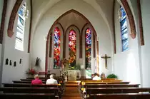Bad Liebenwerda, Chor der Kath. Herz Jesu Kirche, Glasfenster von 1975 (24.07.2011)