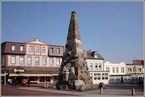 Das Kaiser-Wilhelm-Denkmal in Norderney wurde aus Steinen vieler verschiedener St�dte des kaiserlichen Deutschland errichtet. Aufnahmedatum: 02.04.2007