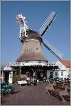 Diese Windm�hle in Norderney ist die einzige auf den ostfriesischen Inseln und beherbergt heute ein Restaurant. Aufnahmedatum: 01.04.2007