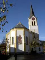 Oberstaufen, St. Peter und Paul Kirche, erbaut von 1859 bis 1863, Weihe der Kirche 
am 30.7.1865 durch Bischof Pancratius von Dinckel, Kreis Oberallg�u (01.11.2011)