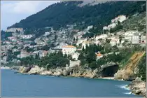 Dubrovnik. In der �stlich der Altstadt gelegenen Vorstadt Ploče gibt es einige Hotels. Scan eines Dias vom Fr�hrjahr 1986.