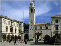 Dubrovnik. Luza-Platz mit Sponza-Palast (li.) und Stadtturm. Scan eines Dias vom Fr�hjahr 1986.