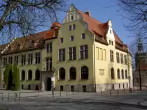 Bad Lauchst�dt, Schloss, heute Goethe Schule, Saalekreis (15.03.2012)
