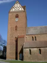 Treuenbrietzen, St. Marien Kirche, erbaut ab 1217, kreuzformige Pfeilerbasilika, 
Westturm von 1452, Kreis Potsdam (16.03.2012)
