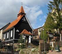 Analog zum Liedtext  … wo fr�her stand ne Kirche, steht heut ne Brauerei …  befinden sich in St. Andreasberg im Harz in der ehemaligen Kapelle jetzt Restaurant und Bierstube. Dieses Lokal steht �brigens an der steilsten Stra�e Deutschlands (22%) - 08.04.2007
