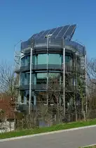 Freiburg im Breisgau, das Heliotrop, ein drehbar gelagertes, energieautarkes Haus, das sich automatisch nach der Sonne ausrichtet, wurde 1994 in Betrieb genommen M�rz 2012
