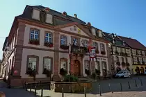 Rappoltsweiler (Ribeauville), das Rathaus aus dem 18.Jahrhundert, die els��ische Stadt hat ca.5000 Einwohner und wurde bereits 759 erstmals erw�hnt, Sept.2011