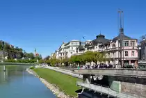 Salzburg - Elisabethkai an der Salzach mit dem wei�en Hotel Sacher - 25.04.2012