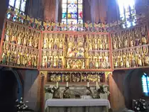 Altentreptow, St. Petri Kirche, Schnitzaltar mit 40 Heiligen Figuren aus der 
2. H�lfte des 15. Jahrhundert (24.05.2012)