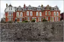 Teignmouth, H�userzeile an der Glendaragh Road. 28.05.2012

