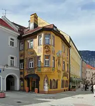 Bad Reichenhall - Wohn- und Gesch�ftshaus am Rathausplatz - 26.04.2012
