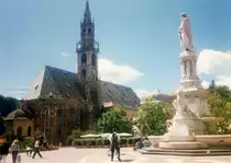 Bozen (Bolzano), S�dtirol, Pfarrkirche, Waltherplatz (August 1994)