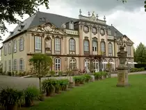 Schloss Molsdorf bei Erfurt, erbaut von 1736 bis 1744, Gartenfront von Gottfried 
Heinrich Krohne (12.06.2012)