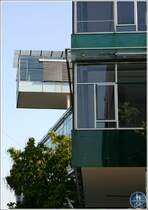 Bankgeb�ude  Bollwerk  in Stuttgart. Diese Geb�ude ist der direkte Vorl�ufer des Nord LB-Hauses in Hannover (siehe dort). Besonderheit des Stuttgarter Geb�udes ist dieses auskragende Stockwerk. Dort befindet sich die Besucherlounge. 22.9.2005 (Matthias)